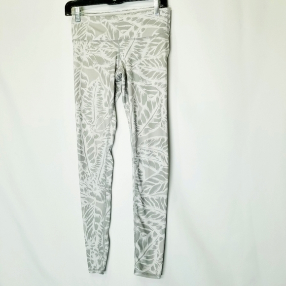 ALO YOGA White Gray Palm Lead Airbrush Leggings ‎ Size Xsmall - Picture 1 of 10